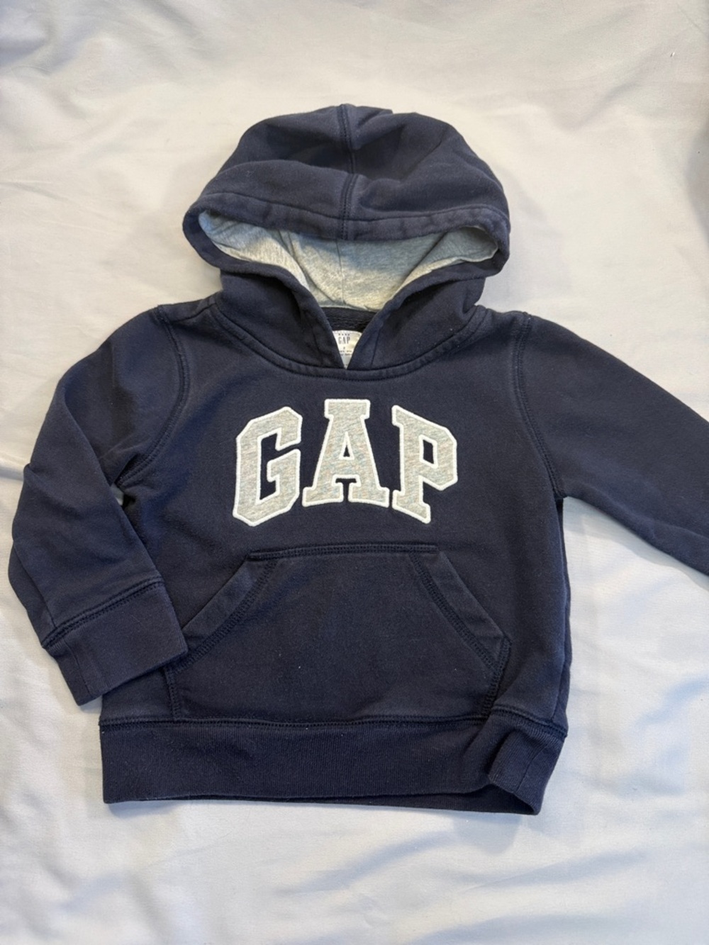 GAP-pullover hoodie. Size 2